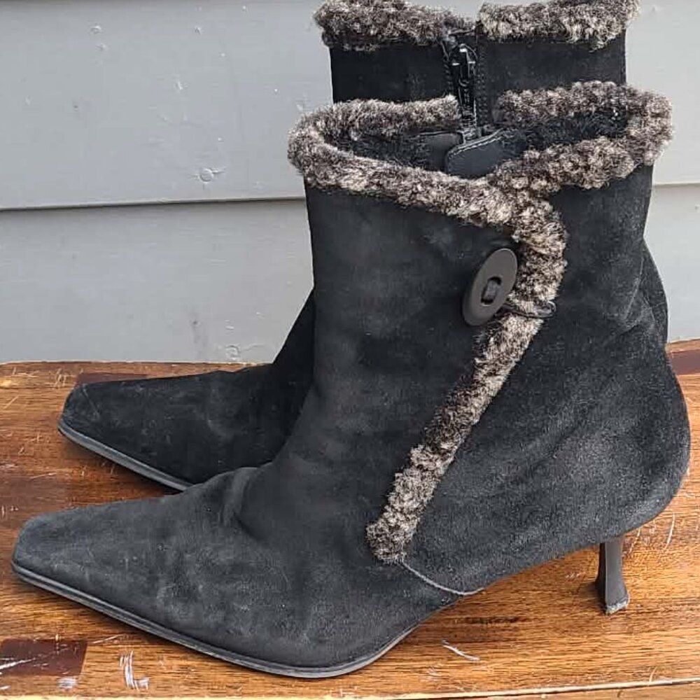 Stuart Weitzman Bootisima Black Suede Heeled Boots size 10 M in Box